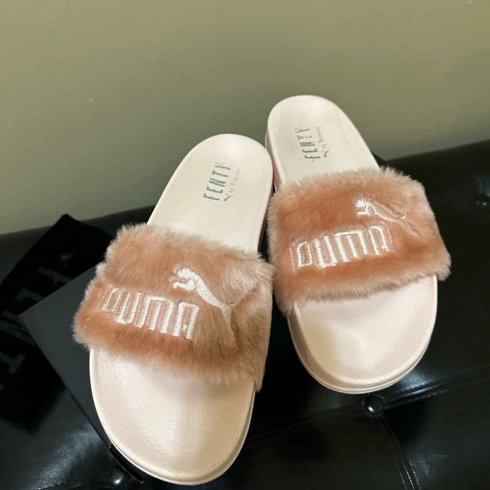 Fenty X Puma Ledcat Slide Blush Pink Sz 9.5 Slippers Plush Comfort Casual